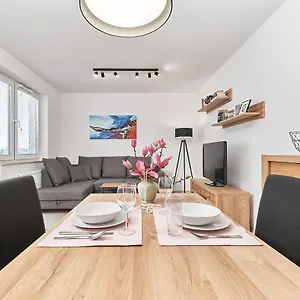 Exclusive Tęczowa By Renters , Wrocław Polska