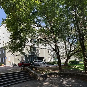 Rent Like - Wrońskiego 15 , Warszawa Polska